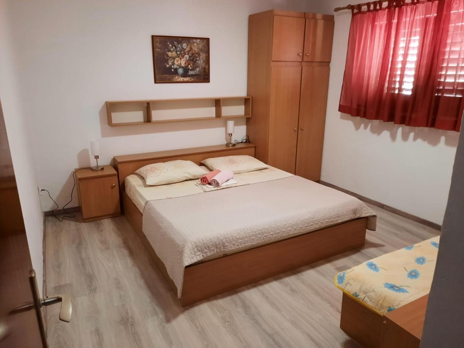 מאקרסקה Apartmani R&B Radalj חדר תמונה