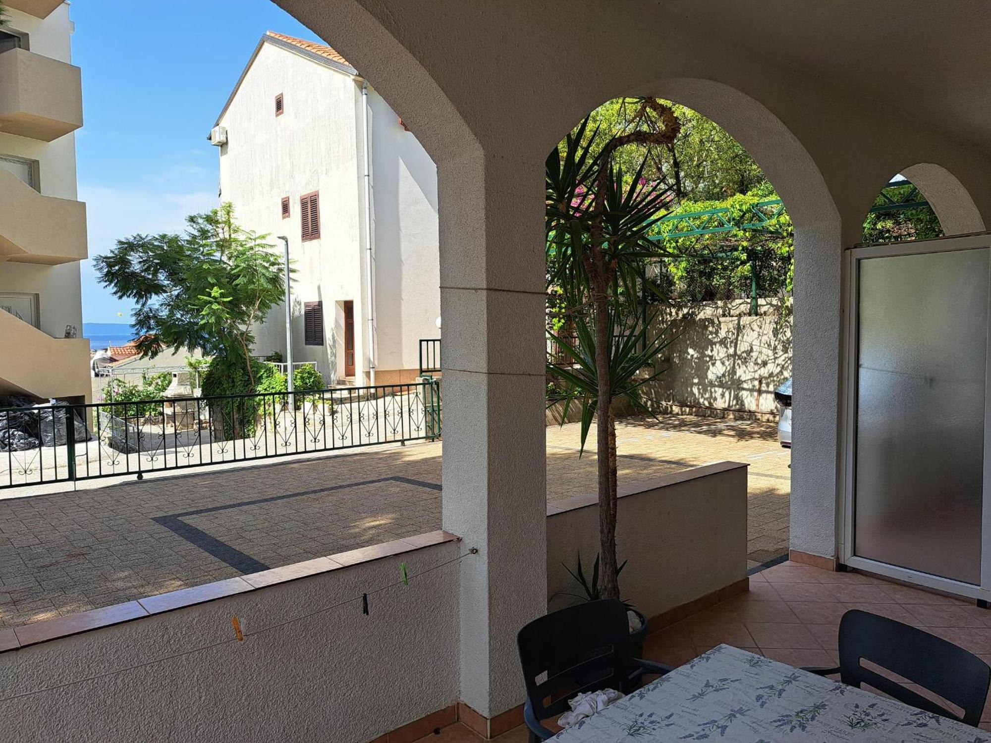 מאקרסקה Apartmani R&B Radalj מראה חיצוני תמונה