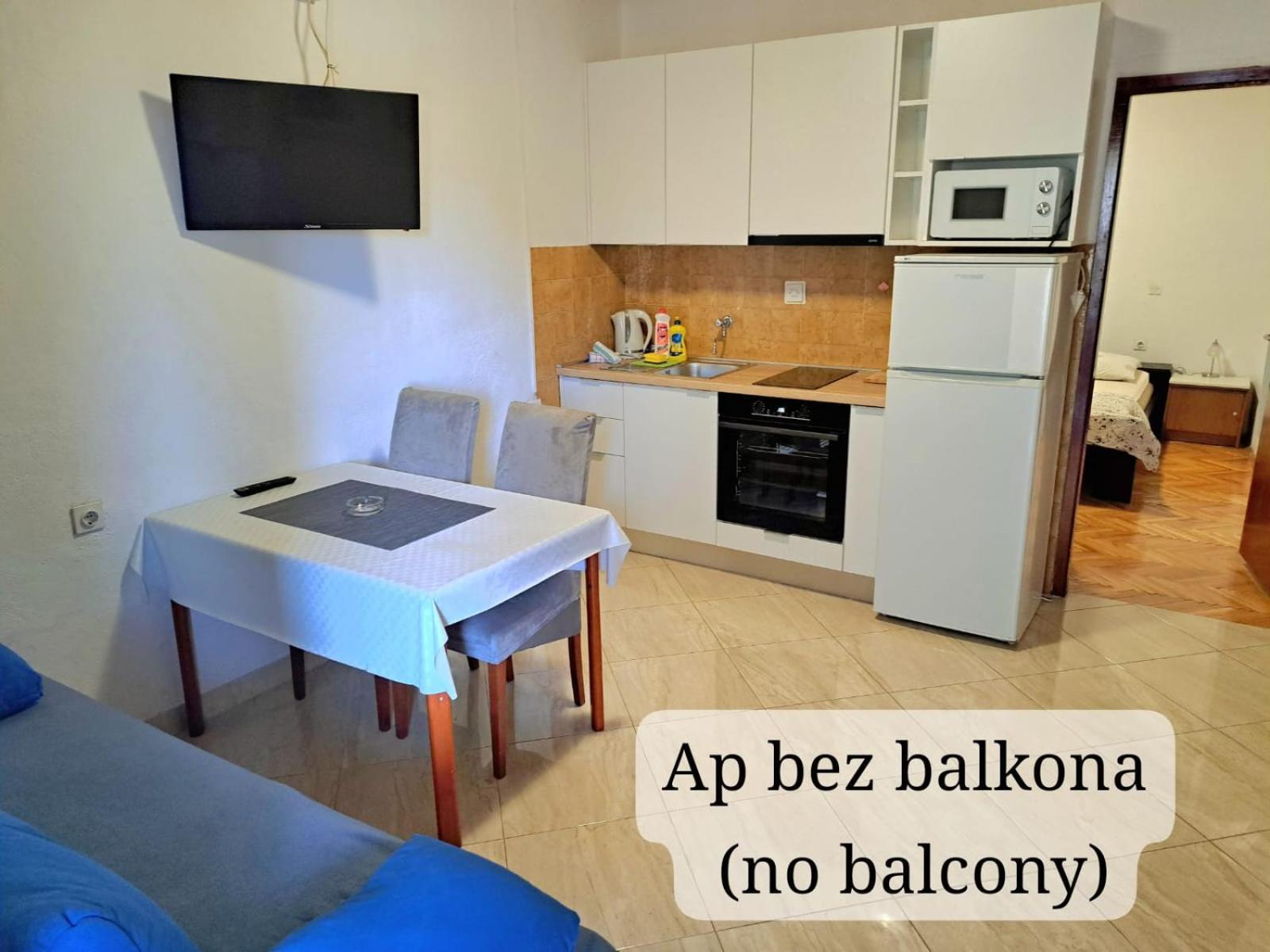 מאקרסקה Apartmani R&B Radalj חדר תמונה