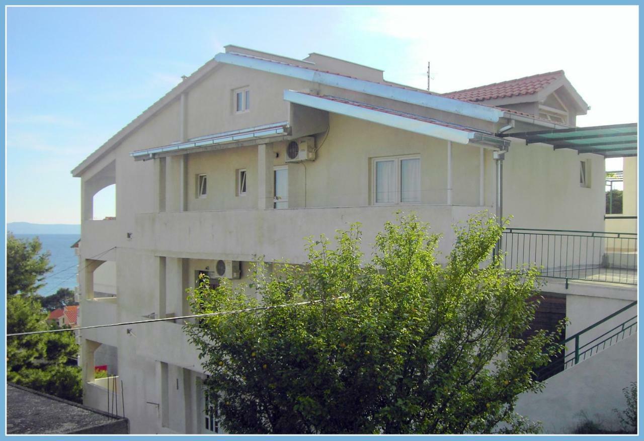 מאקרסקה Apartmani R&B Radalj מראה חיצוני תמונה